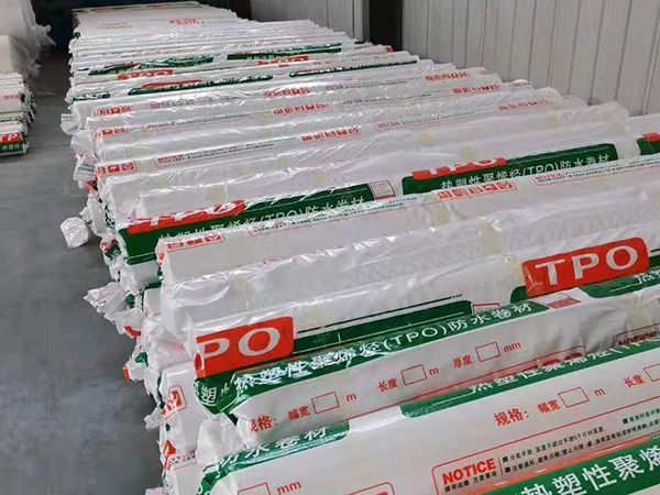 外露型热塑性TPO防水卷材