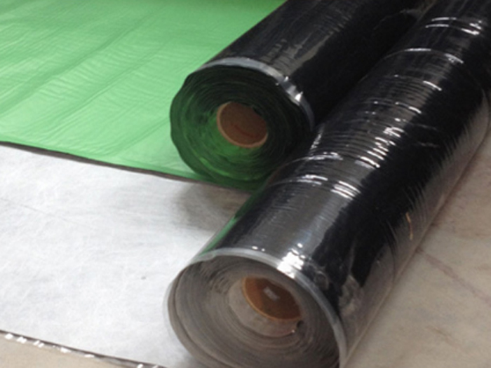 快速反应粘强力交叉膜自粘防水卷材