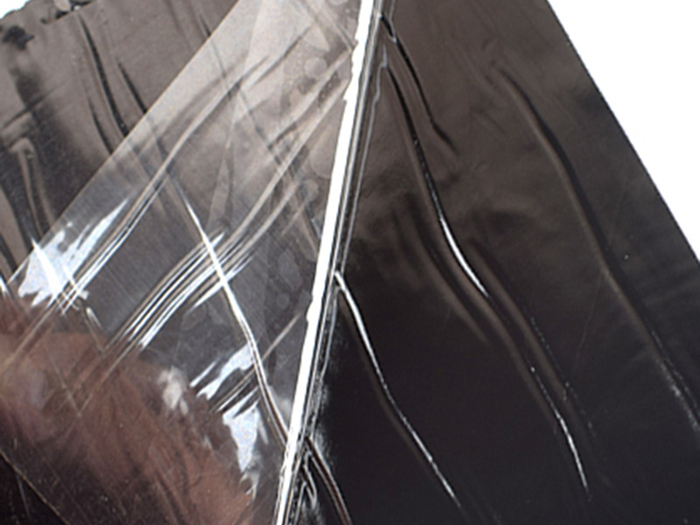 自粘聚合物改性沥青防水卷材